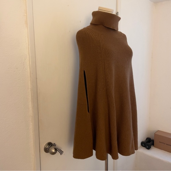 ZARA Knit Sweater Poncho Cape Turtleneck Brown Size Small NWT - Picture 2 of 4